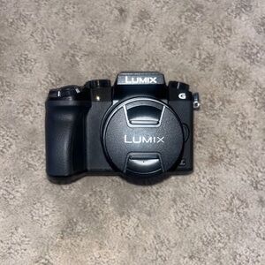 Panasonic Lumix G Black Camera